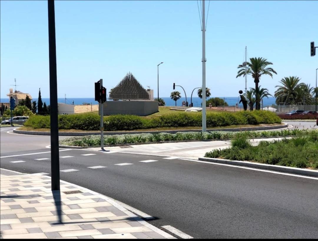Апартаменты Miniloft En La Playa Аликанте Экстерьер фото